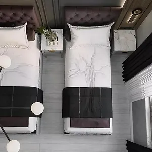 Selenay & Hotel Istanbul
