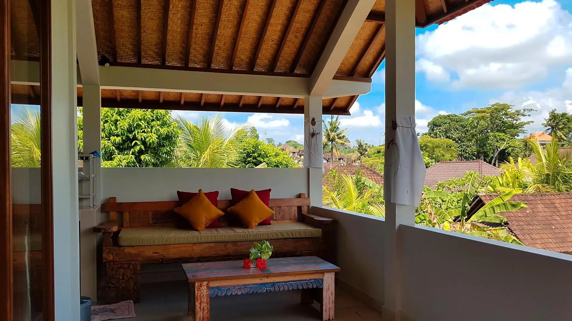 Santra Putra Guesthouse At Karja Art Space Ubud