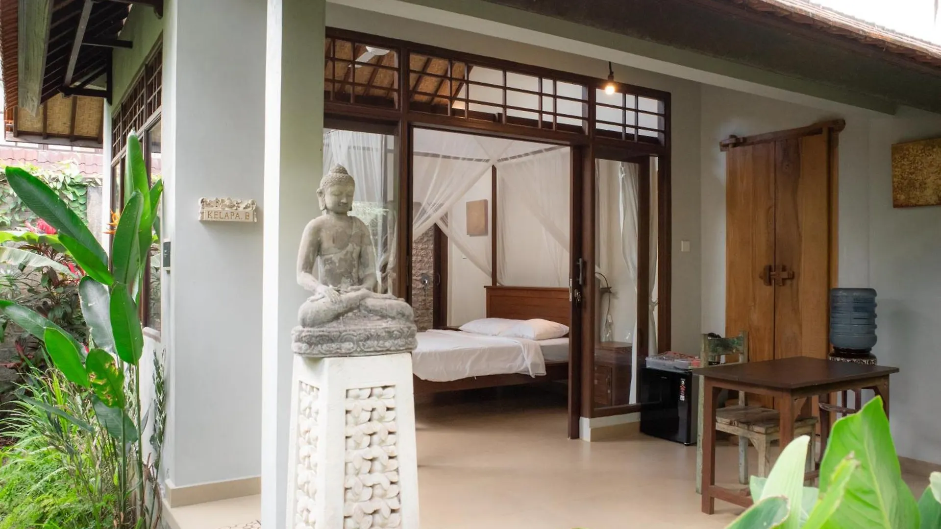 Santra Putra Guesthouse At Karja Art Space Ubud Penzion