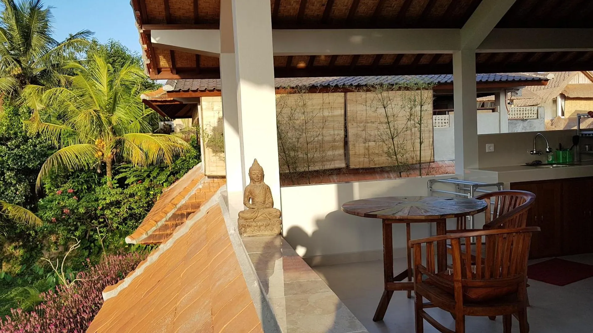 Santra Putra Guesthouse At Karja Art Space Ubud  0*, Ubud (Bali)