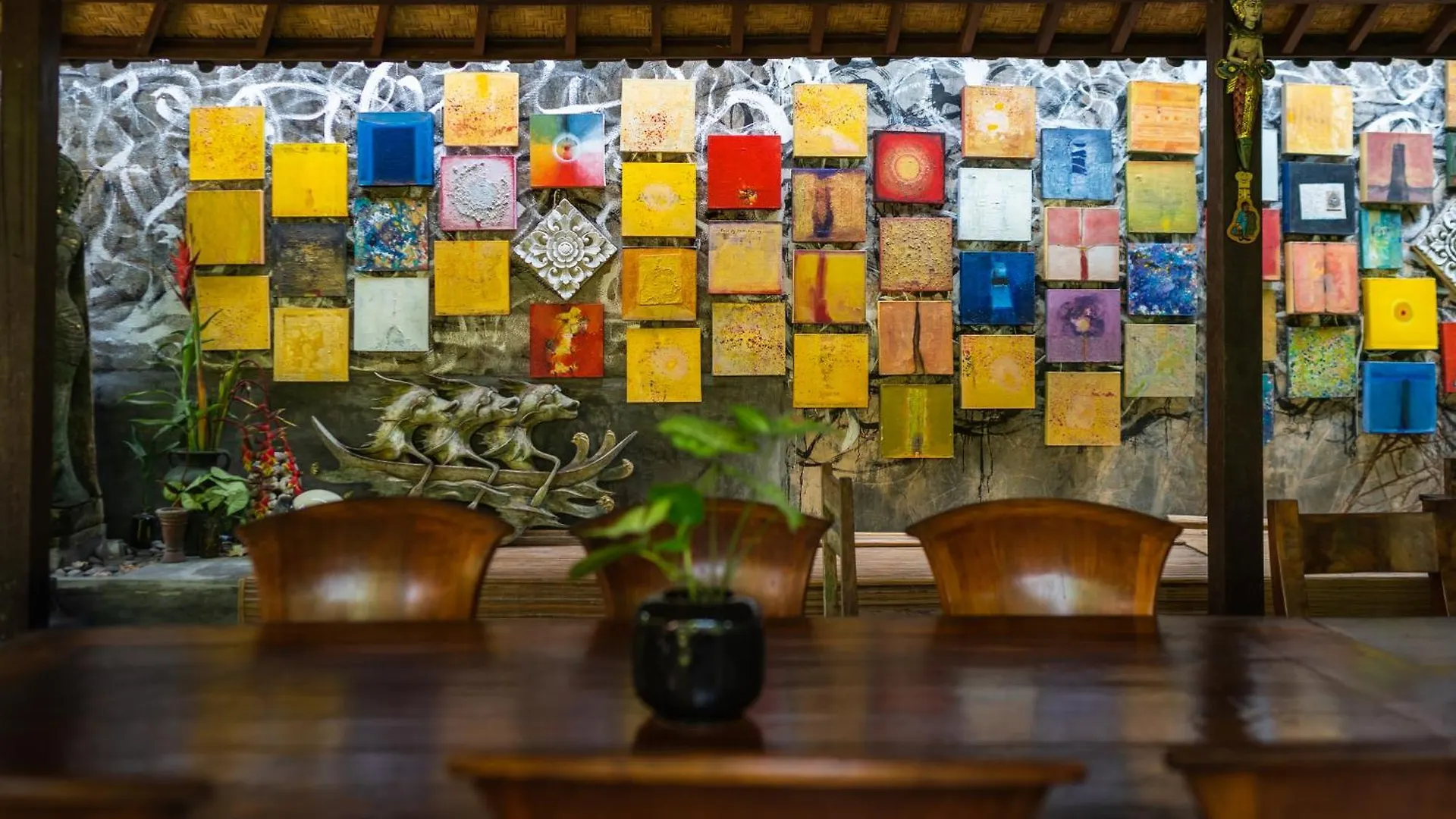 Santra Putra Guesthouse At Karja Art Space Ubud