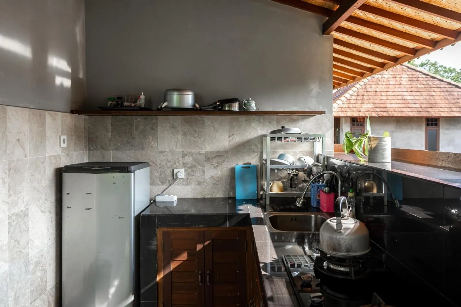 Santra Putra Guesthouse At Karja Art Space Ubud  Ubud (Bali)